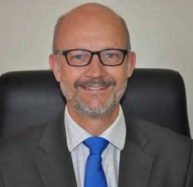 Jonathan Dutton - AMREF Flying Doctors